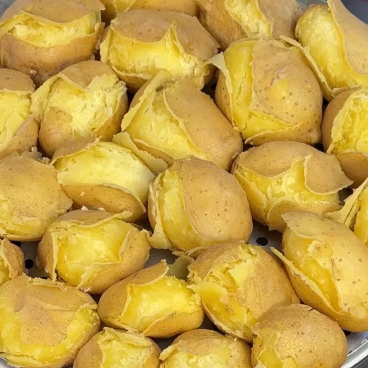 2025土豆沙面黄心土豆新鲜现挖土豆洋芋蔬菜黄心土豆产地直发