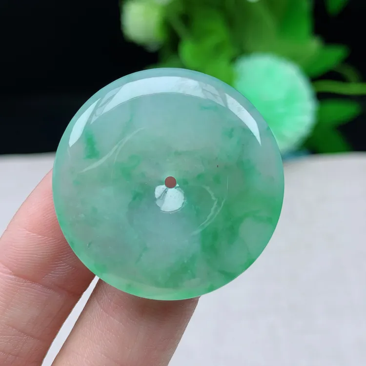 z缅甸天然翡翠A货34-5.5玉石冰种飘绿平安扣吊坠礼物冰透绿色