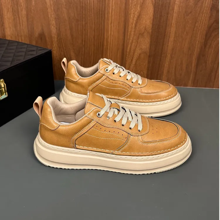 秋冬大码男鞋2025新款45轻奢46百搭47板鞋48男式49休闲鞋子皮面