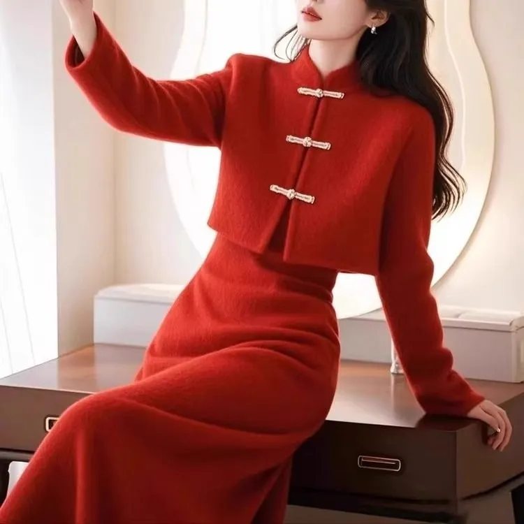 红色奥特莱斯冬季中国风打底新款新中式冬装搭配一整套大码胖过年