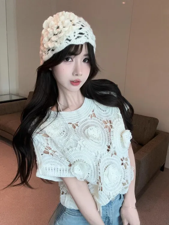 法式时尚气质微透短袖t恤女夏季新款小众独特镂空针织衫短款上衣