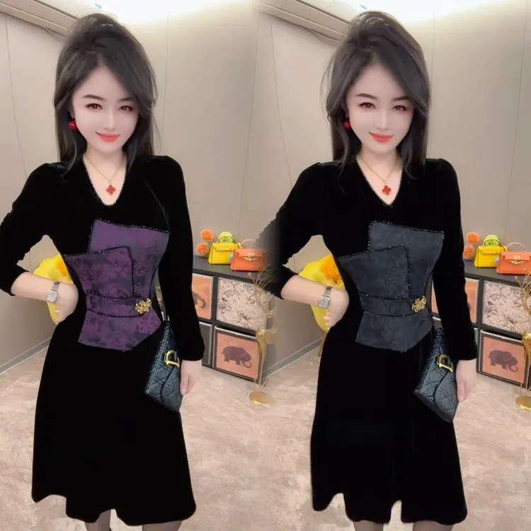 2025拼接中长裙遮肚气质网红套头款连衣裙时尚百搭V领冬季新款