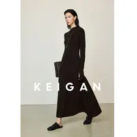 开间/康赛妮羊毛羊绒 纸片人斜肩拇指袖拼接微透下摆针织连衣裙