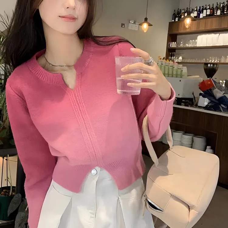 V领渐变色针织毛衣2025新款长袖设计感百搭洋气显瘦上衣女