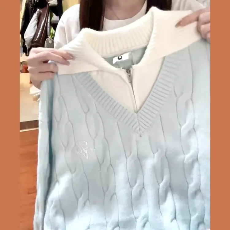奶蓝假两件拉链翻领毛衣女秋冬2025新款软糯韩系慵懒风针织衫上衣