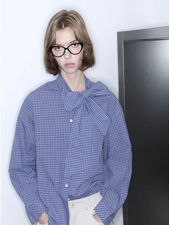 法式蓝色格子蝴蝶结飘带衬衫女秋季新款设计感小众通勤长袖上衣女
