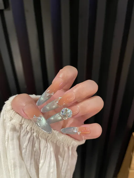 桃漾星冰手工法式蓝绿色爆闪满钻少女心氛围感显白高级感穿戴甲