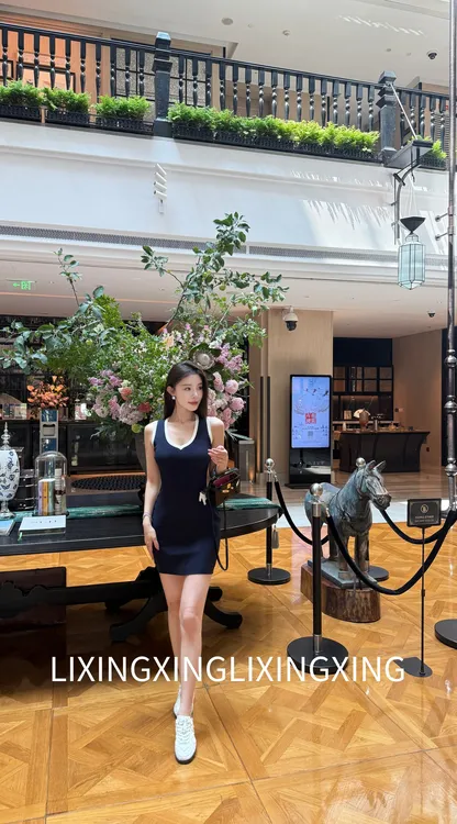 LXX【拼色自然密语】曲珠短袖/背心拼接V领U型领连衣裙纯色显瘦气质