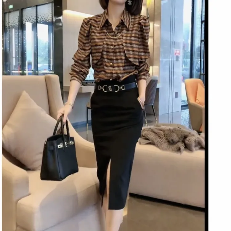 新款时尚洋气精品百搭女装Y1500