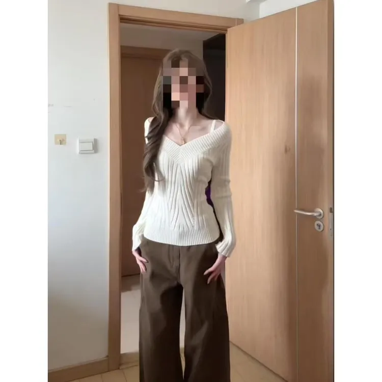白色V领露肩长袖针织衫女秋冬修身显瘦女女女长袖短款针织衫上衣