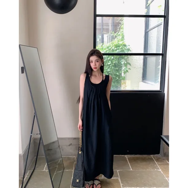 【赵小小&闭眼入～人生小黑裙】28867 度假韩版圆领宽松背心连衣裙女