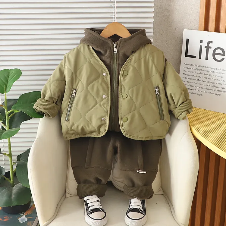 男童冬装加绒加厚套装2025新款小童宝宝冬季棉服马甲三件套1一5岁