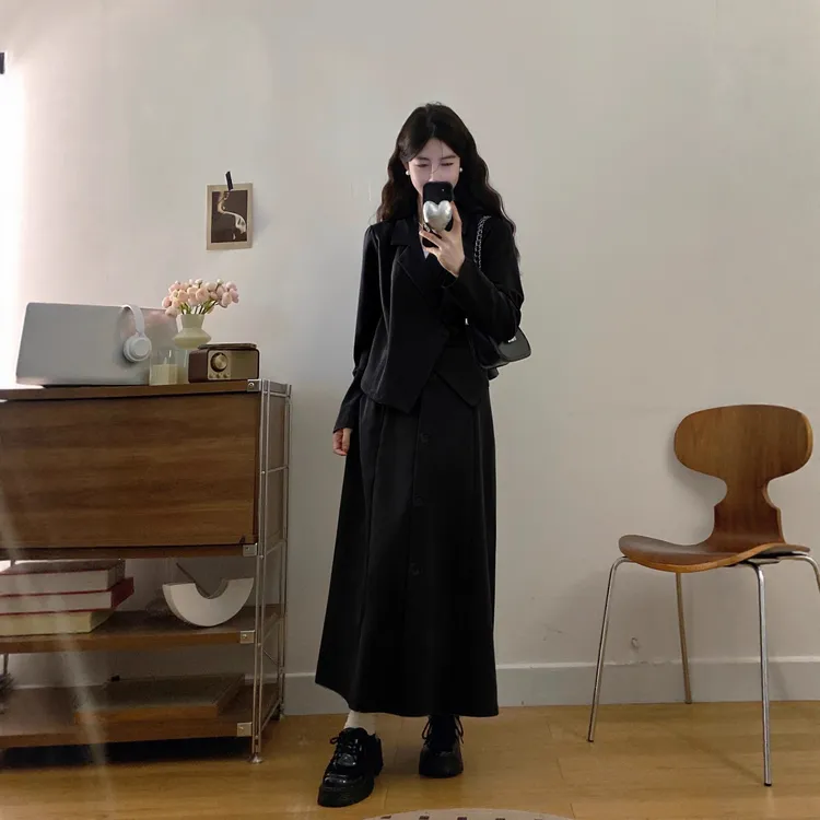 C大码女装气质长袖西装上衣高腰半身裙秋季显瘦通勤两件套套装