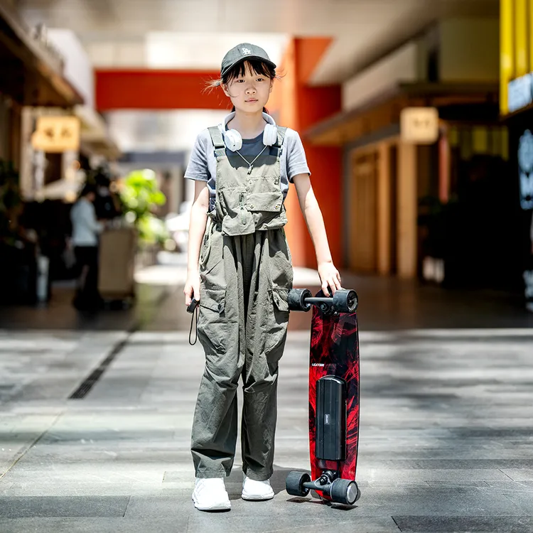 【小鱼板】UDITER电动滑板短款便携代步儿童学生小鱼板