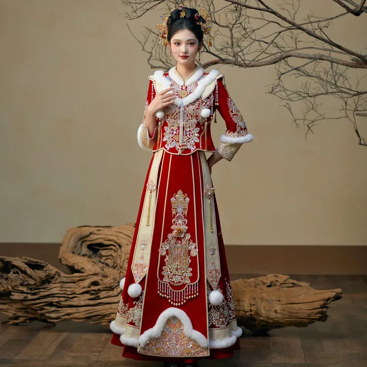 秀禾服新娘中式结婚礼服2025新款出阁敬酒服重工高端加毛冬款婚服