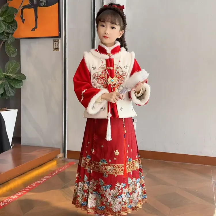 女童冬季拜年服织金马面裙套装2025冬新款洋气新中式儿童加厚汉服