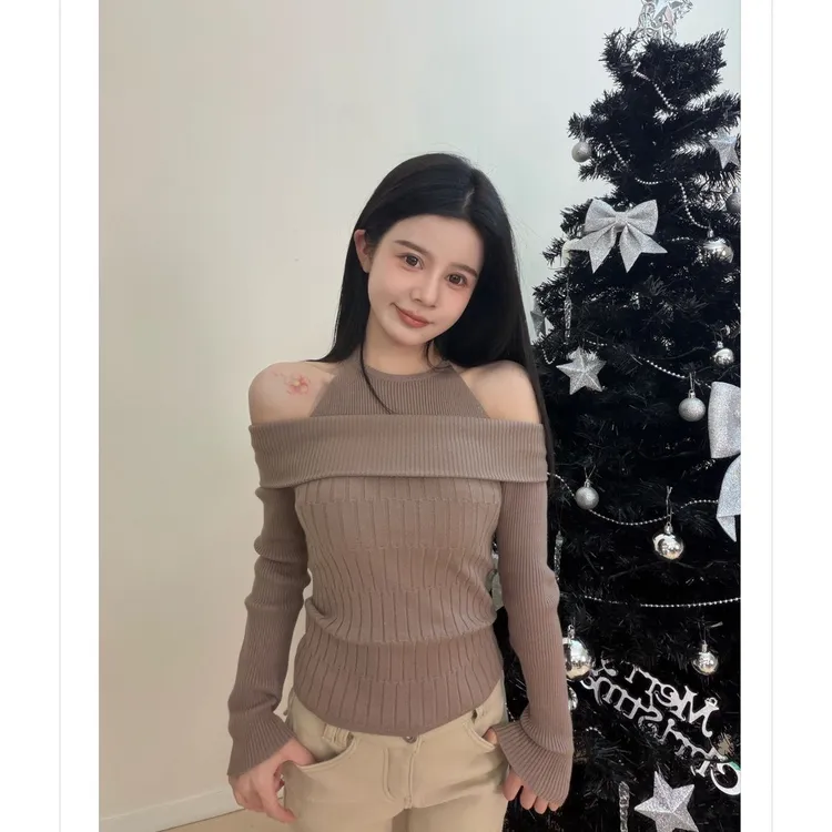 辣妹风设计感假两件一字肩针织衫女毛衣修身显瘦露肩上衣H9-98
