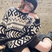 「UNO AUTUNNO」【几何默片】双柔纱女中大童冬季撞色圆领毛衣GD2384