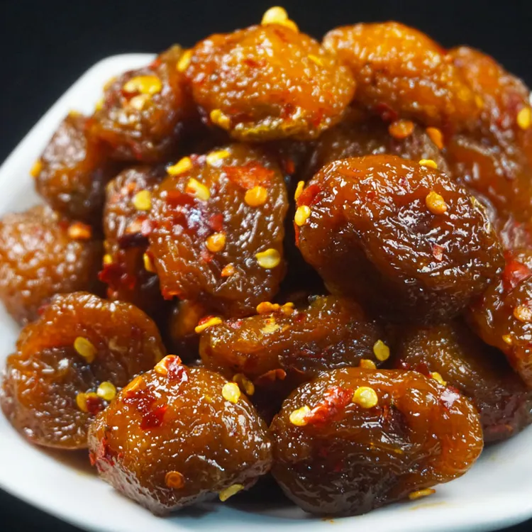 辣味沙漠杏干加辣红杏干小个辣杏干西北杏干晒制酸甜味道辣椒杏干