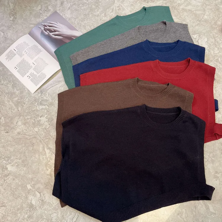 【秋日温柔】高级感纯色不规则圆领套头叠穿保暖无袖针织马甲