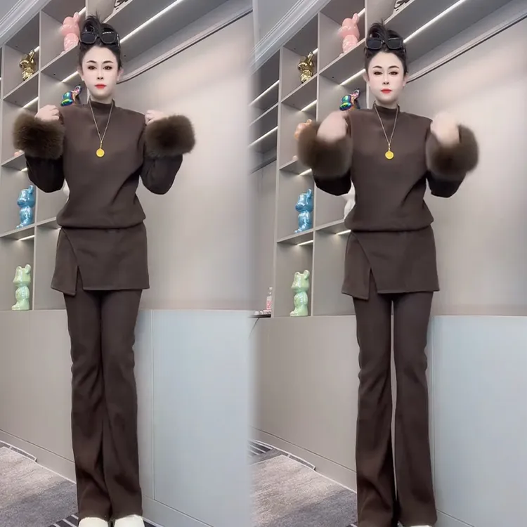 2025秋冬新款时尚显瘦气质网红高档套装女高级百搭宽松大码两件套