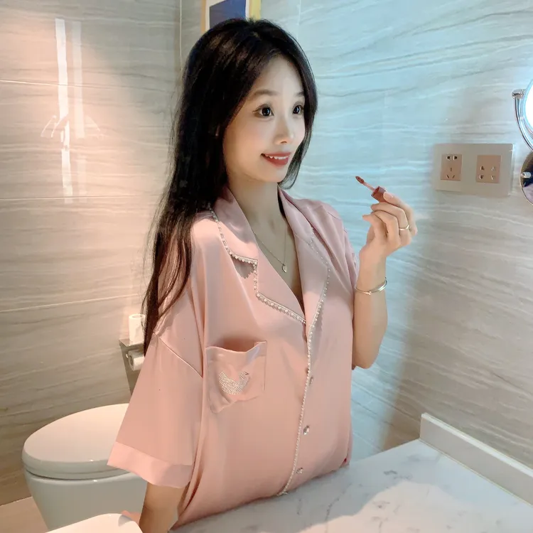 冰雪丝钉珠装饰单口袋薄款烫钻天鹅宽松家居服可外穿睡裙