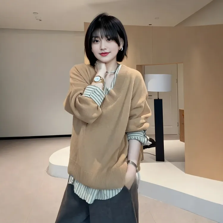 大码慵懒风假两件衬衫v领毛衣2025秋季胖mm宽松巨显瘦针织衫上衣