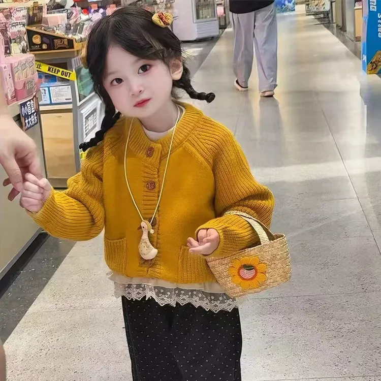 2025新款秋冬韩系女宝南瓜色显白毛衣针织开衫女童加厚保暖上衣潮