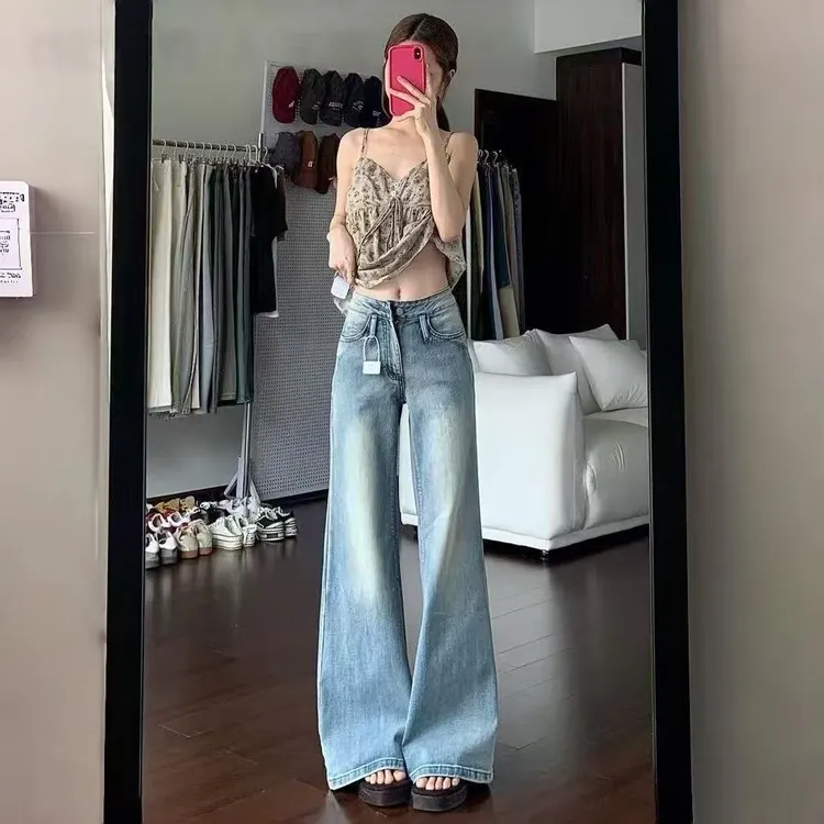 浅色纯欲慵懒风低腰微喇牛仔裤女秋冬爆款辣妹直筒阔腿显瘦拖地裤