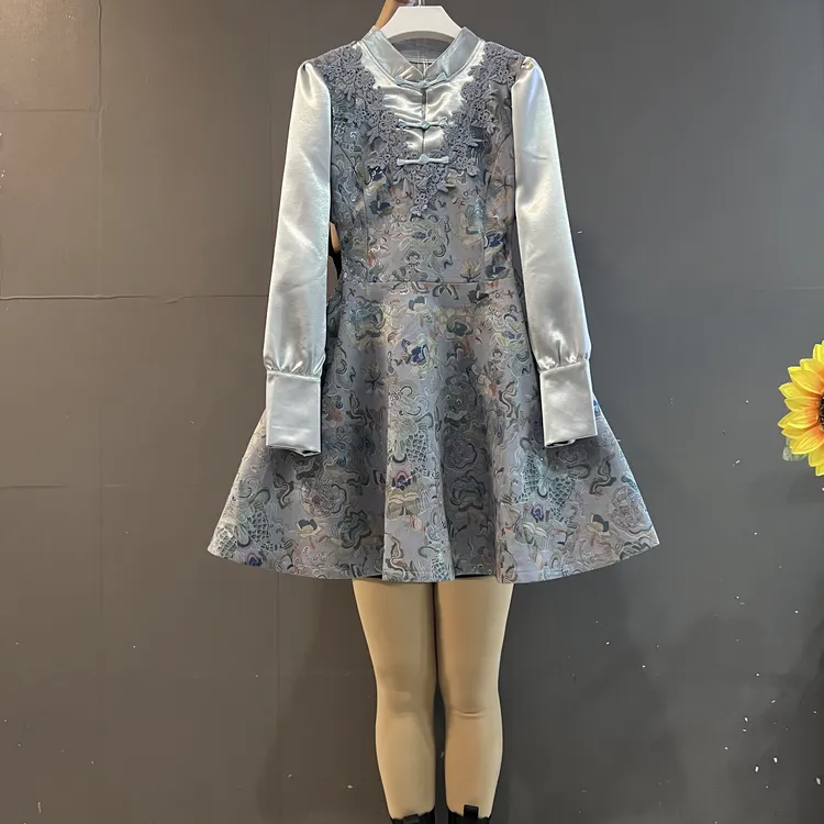 新款时尚复古高级感重工提花拼接收腰显瘦气质连衣裙
