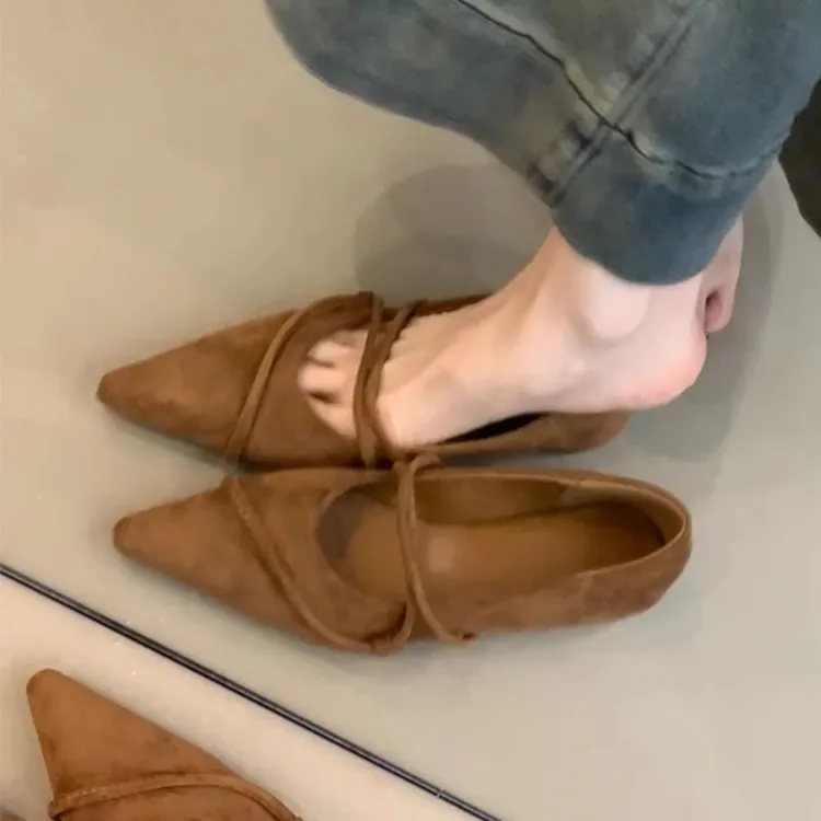 韩版内增高通勤小皮鞋女复古百搭一字带初秋穿搭浅口尖头女高跟鞋