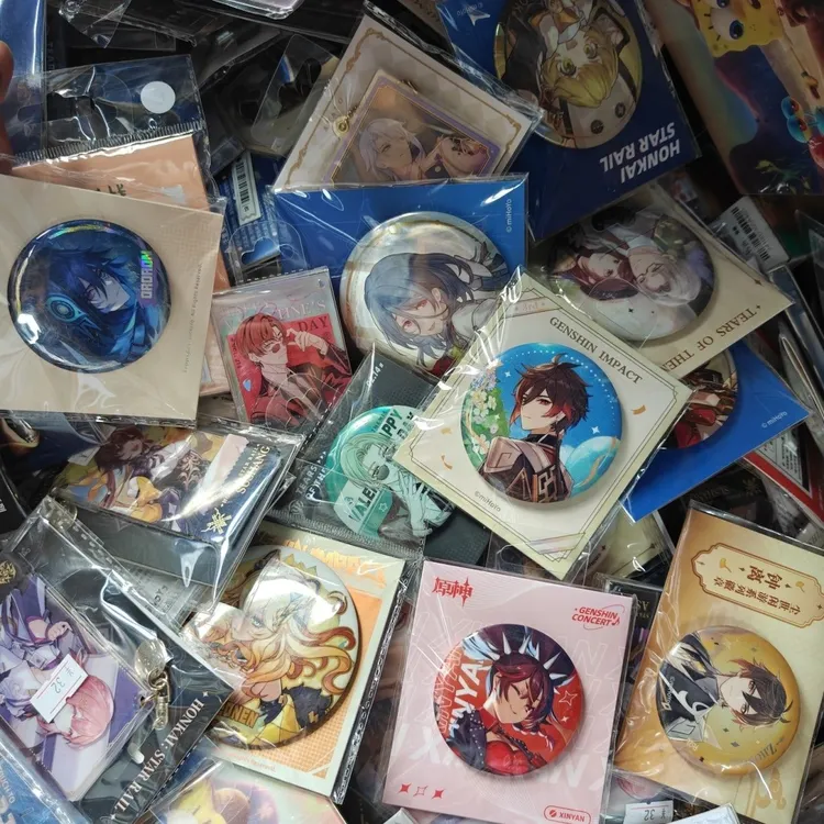 特价国谷系列 米哈游 原神崩坏星穹铁道未定系列徽章挂件立牌随机