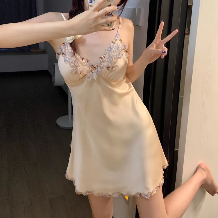 花之浔【柔橘花簇】带胸垫法式蕾丝性感夏季吊带睡裙纯欲风显瘦睡衣