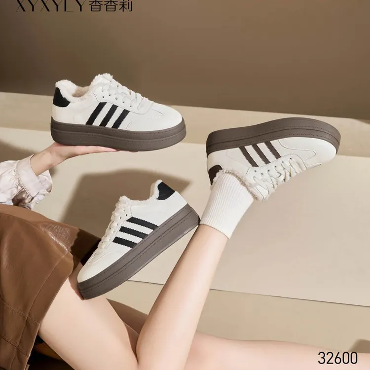 香香莉女鞋2025冬季新款32600厚底加绒德训鞋爆款小白鞋休闲鞋