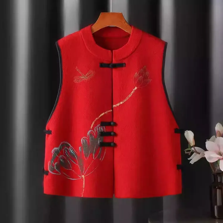 高端中老年妈妈2025新款时尚大气国风圆领盘扣背心马甲女洋气上衣