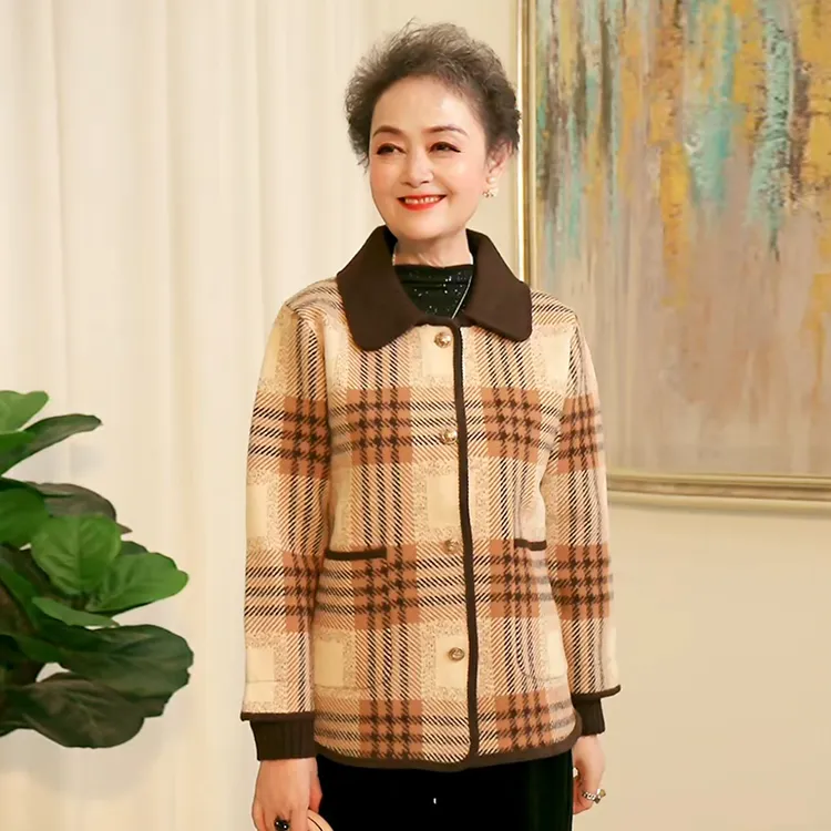 妈妈装秋季新款中老年人女针织厚毛衣服外套时尚奶奶装秋冬格子