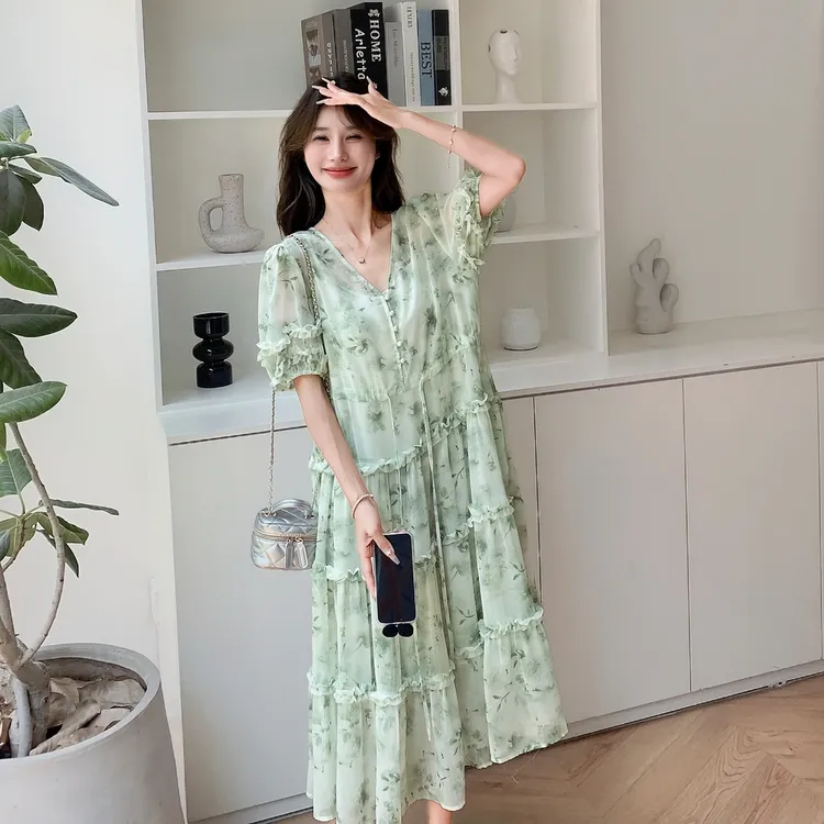 中长裙碎花连衣裙法式肌理吊带裙收腰初恋法式小清新显瘦气质公主