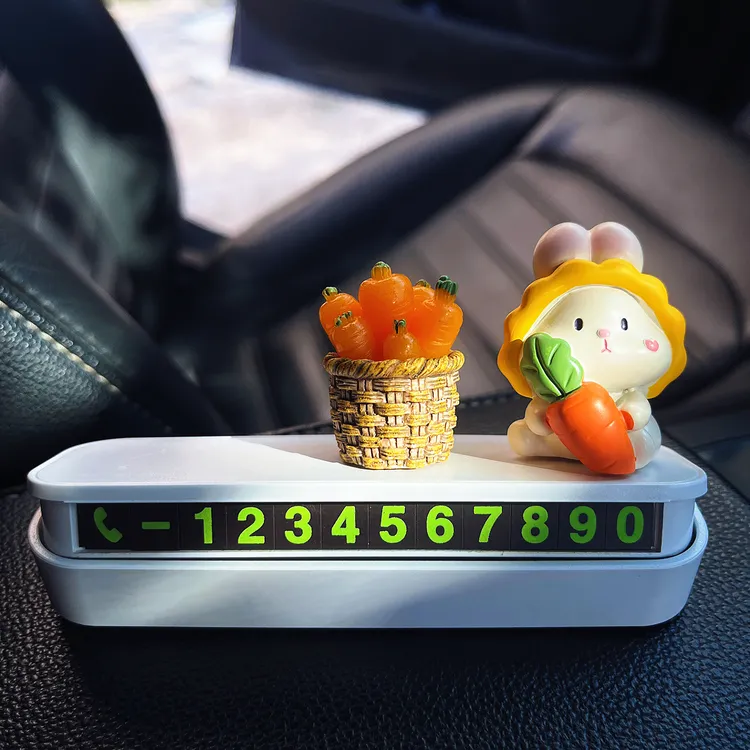 新款可爱小兔汽车临时停车号码牌创意车载挪车电话车内解压小摆件