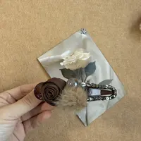 东大门轻职风盘发鸭嘴夹高级感韩版头饰发饰气质百搭简约