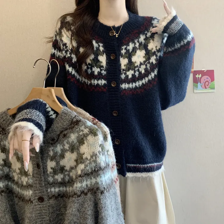费尔岛蓝色提花针织开衫女秋冬2025新款复古减龄宽松显瘦毛衣6575