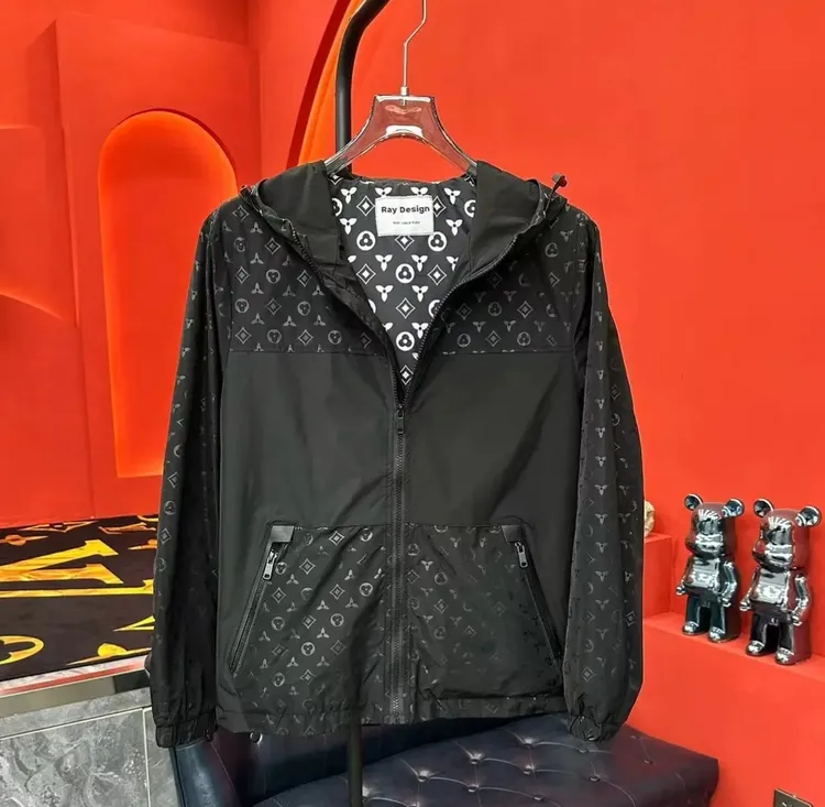 秋季男士休闲时尚欧货潮牌连帽冲锋衣夹克外套