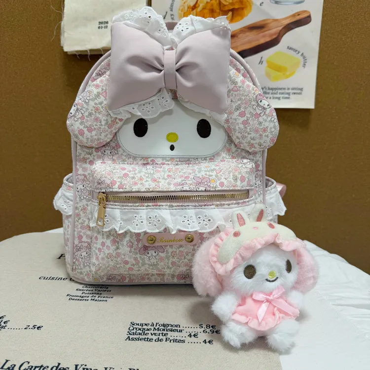 新款甜美哑光碎花美乐蒂大容量百搭双肩包背包女生通勤双肩背
