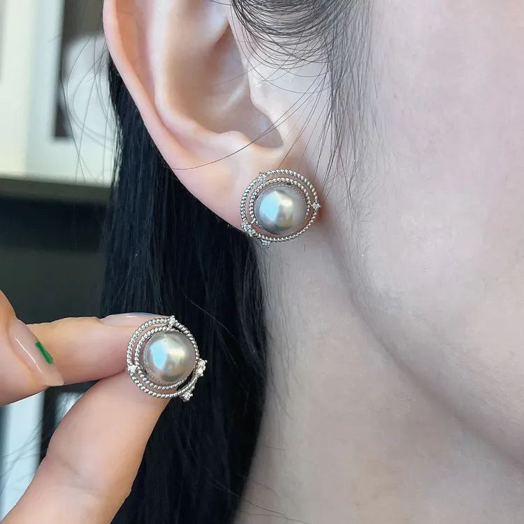 琢啦啦 钛钢仿珍珠耳饰 星际耳钉精致银色10mm气质小众百搭