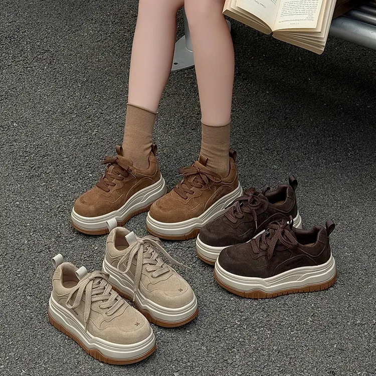 真皮2025秋季新款厚底增高小个子女鞋运动板鞋复古棕色不累脚鞋子