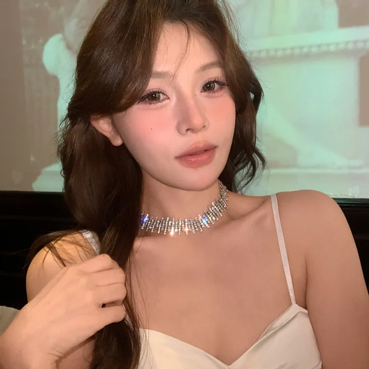 铜合金项链 超闪不规则水钻项链轻奢气质choker高级感锁骨链颈链