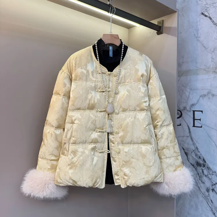 2025新中式胖mm大码盘扣新款冬季洋气毛袖加棉显瘦时尚外套88399