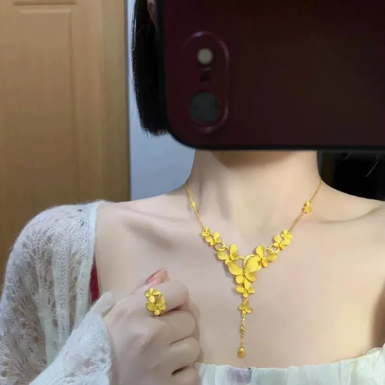 铜合金项链 高级感新中式繁花似锦花韵蝴蝶项链时尚轻奢套链颈饰
