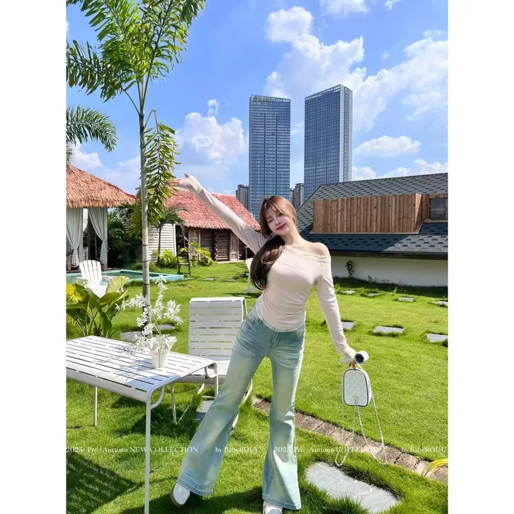 【现货】【香软韩味】温与柔韩感氧气活力减龄蕾丝百搭显瘦长袖上衣