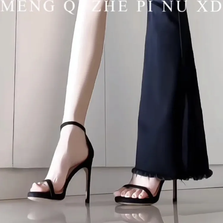 法式一字带黑色高跟鞋细跟凉鞋女2025春夏季新款网红百搭时尚方头