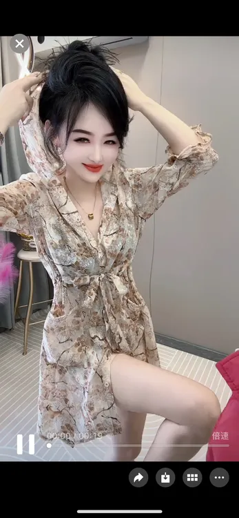 连帽宽松型碎花五分袖上衣印花遮肚裙